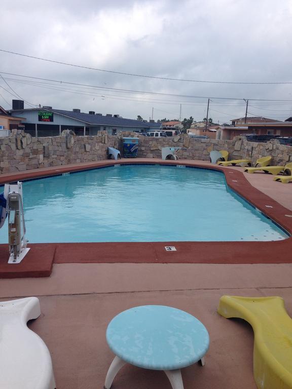 Motel White Sands Inn, Marina, Bar & Grill 2*
